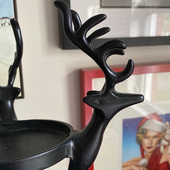 Pier 1 Noël red apple/cinnamon pilar candle! Carved! Moose heads candle holder! - Picture 6 of 16
